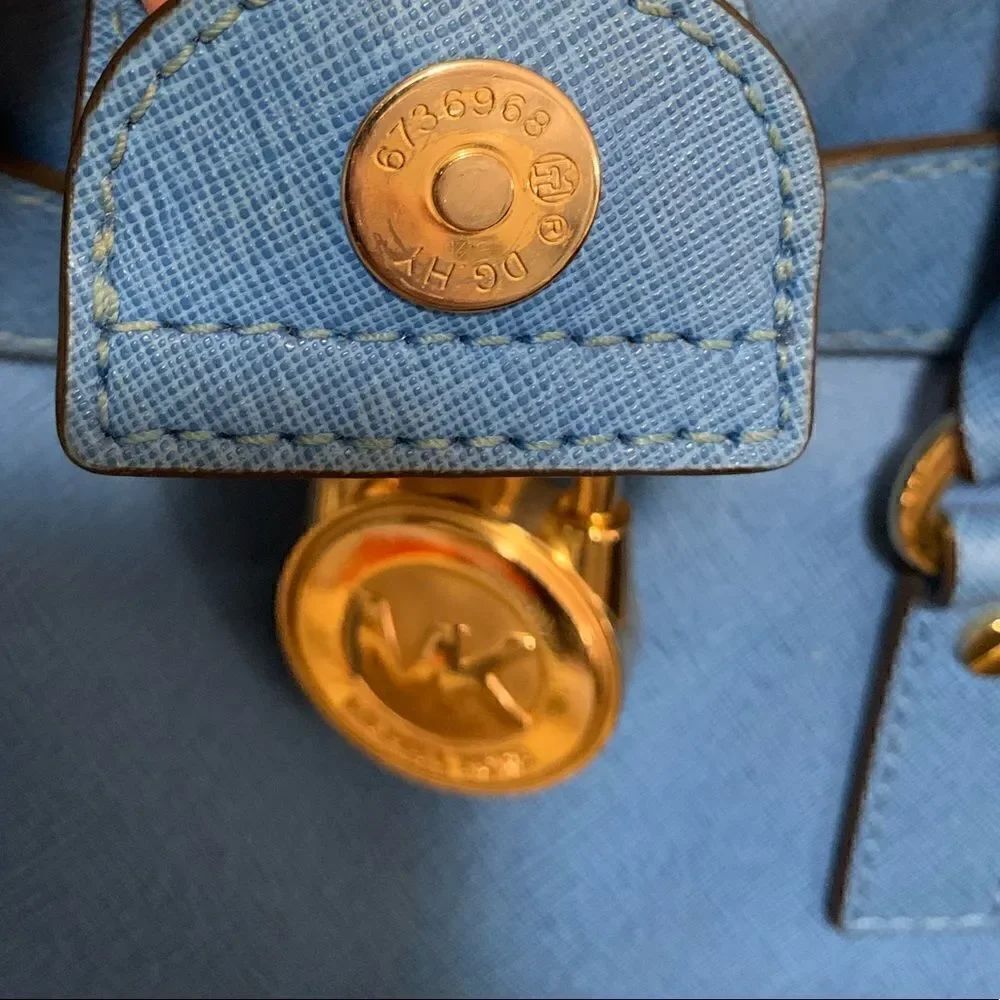 ❤️SOLD❤️MICHAEL Michael Kors Hamilton Heritage Blue PadLock Saffiano Leather Bag - Picture 6 of 10